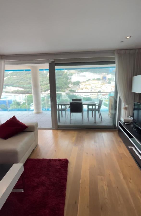 Ocean Village Luxury 2 Bed 2 Bath Apartment - Amazing Views - Pools And Jacuzzis Gibraltar Exterior photo