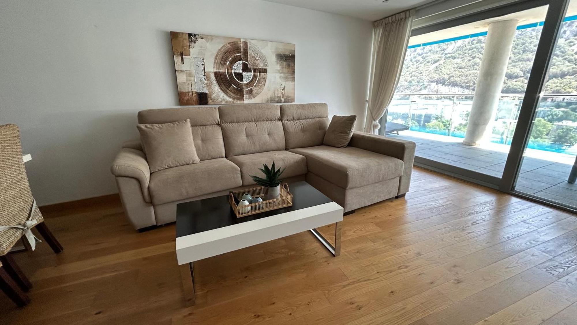 Ocean Village Luxury 2 Bed 2 Bath Apartment - Amazing Views - Pools And Jacuzzis Gibraltar Exterior photo